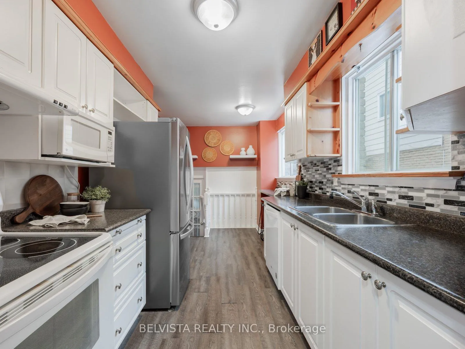 Photo 10 of 98 Guthrie Crescent, Whitby, Lynde Creek — HOMEH