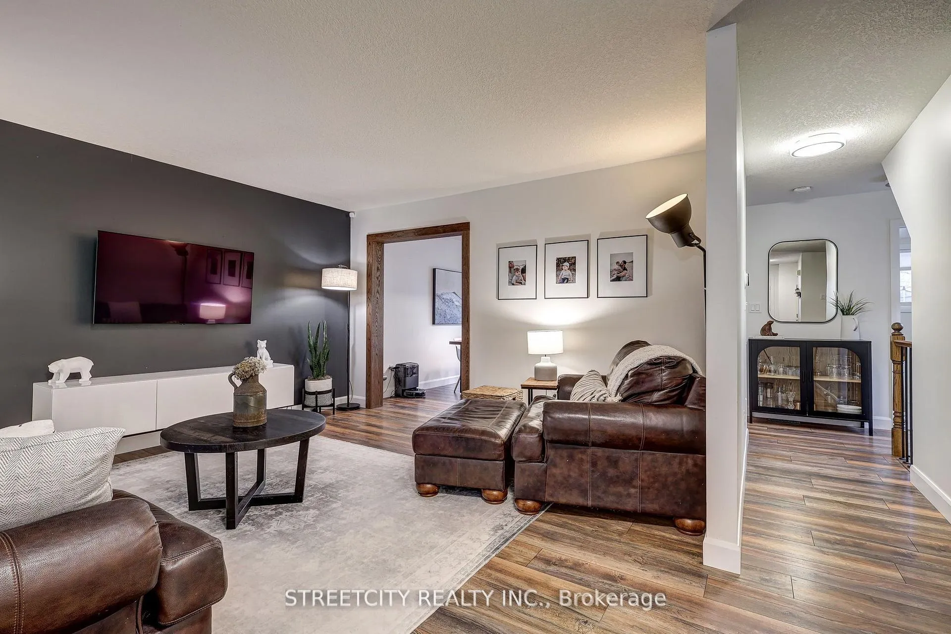 Photo 5 of 105 Penhale Avenue, St. Thomas — HOMEH