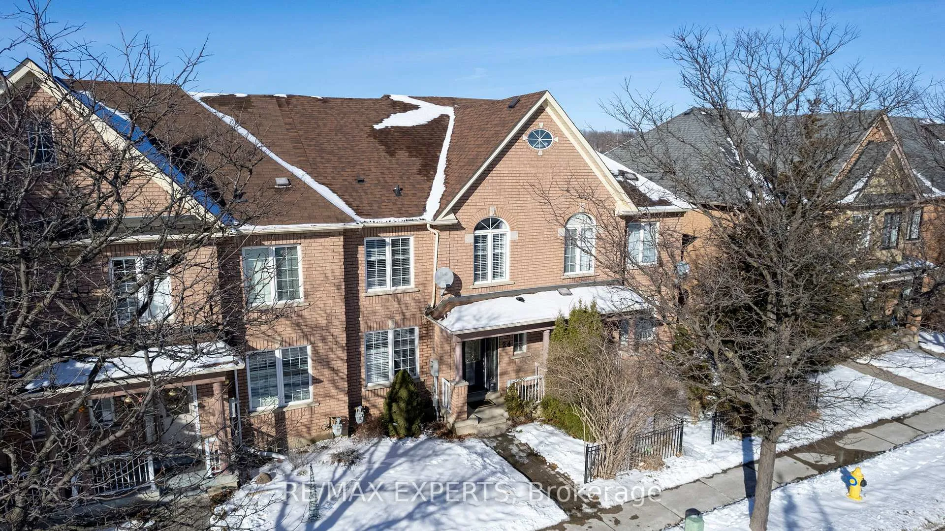 Photo 1 of 24 Dufferin Hill Drive, Vaughan, Patterson — HOMEH