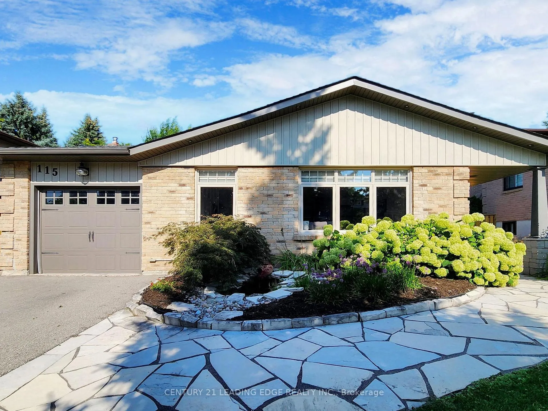 Photo 1 of 115 Walton Drive, Aurora, Aurora Village — HOMEH