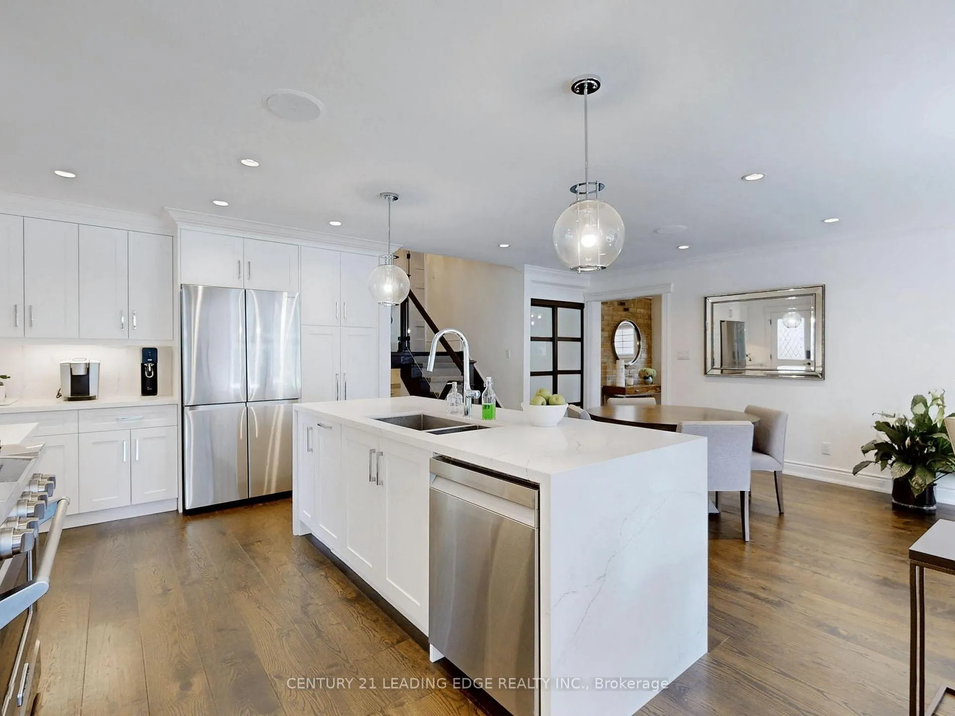 Photo 13 of 115 Walton Drive, Aurora, Aurora Village — HOMEH