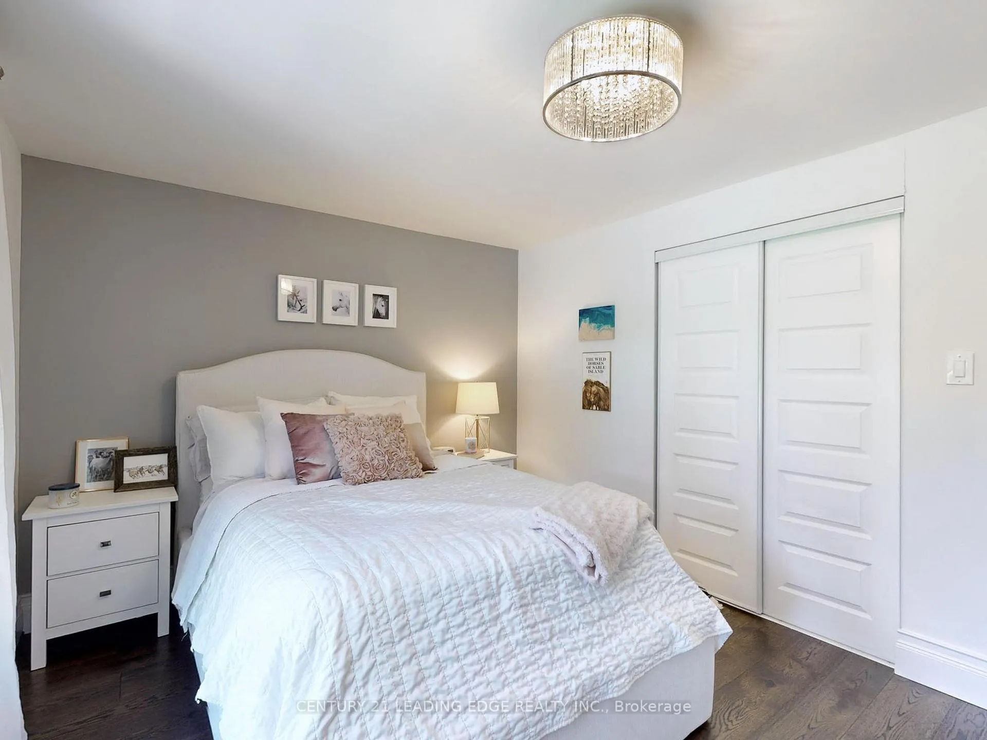 Photo 25 of 115 Walton Drive, Aurora, Aurora Village — HOMEH