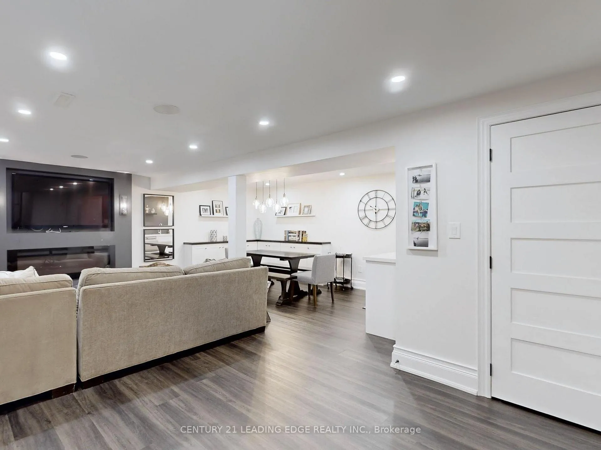 Photo 36 of 115 Walton Drive, Aurora, Aurora Village — HOMEH