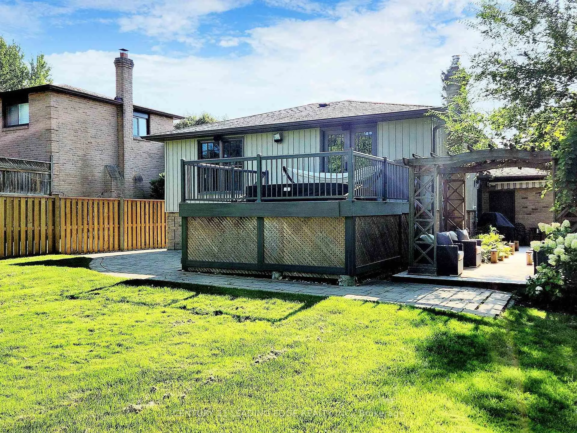 Photo 42 of 115 Walton Drive, Aurora, Aurora Village — HOMEH