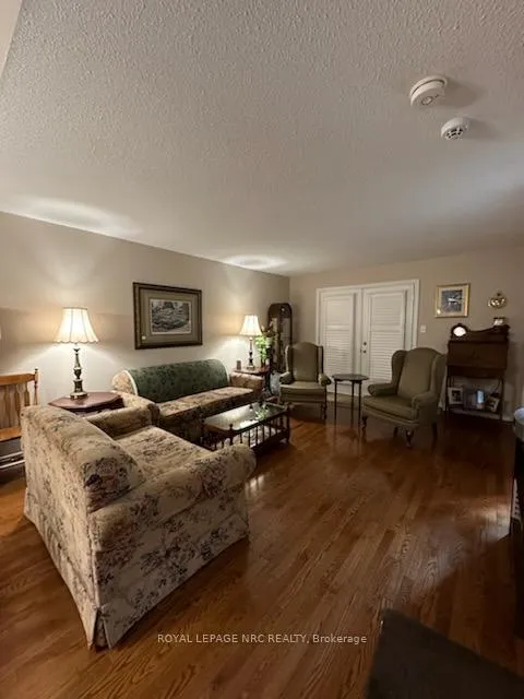 Photo 4 of Unit 2, 10 Pine Street N, Thorold, Thorold Downtown — HOMEH