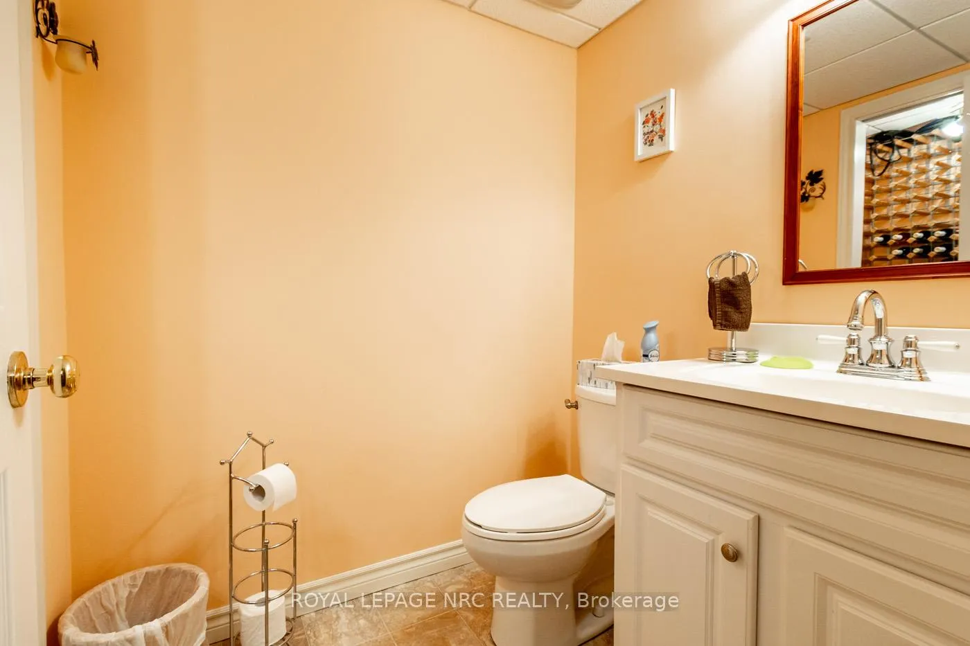 Photo 17 of Unit 2, 10 Pine Street N, Thorold, Thorold Downtown — HOMEH