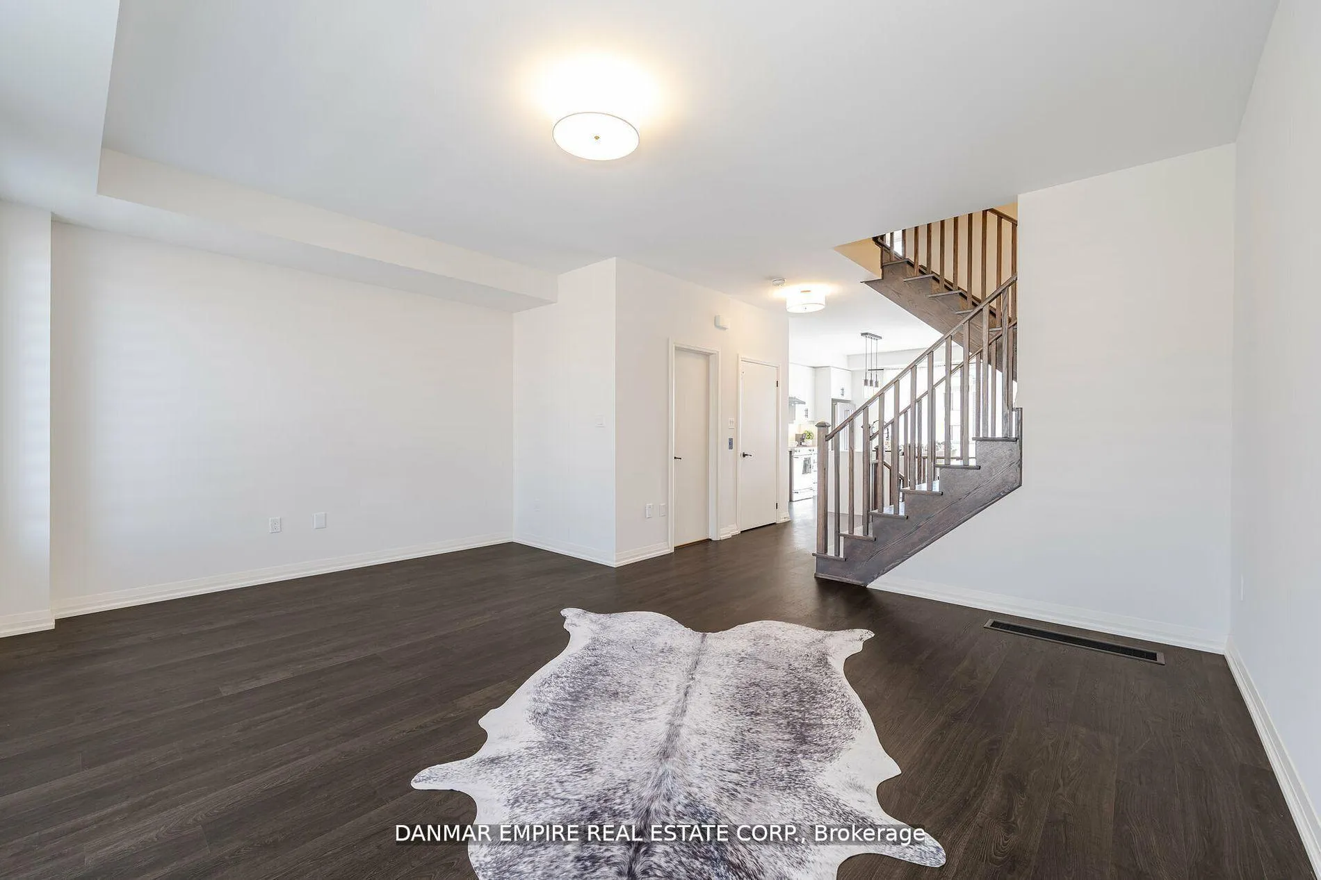Photo 9 of 75 George Kirby Street, Vaughan, Patterson — HOMEH
