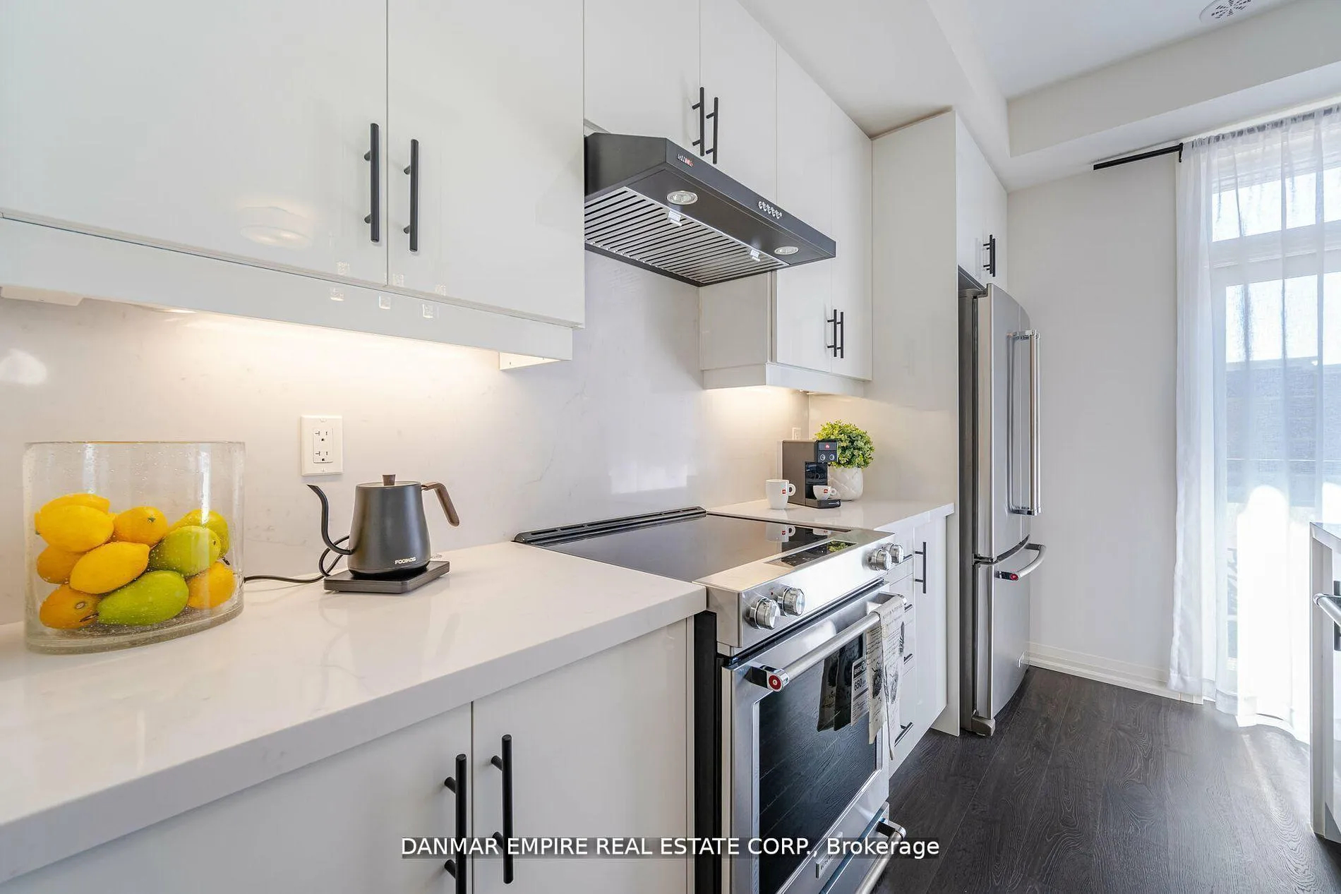 Photo 15 of 75 George Kirby Street, Vaughan, Patterson — HOMEH