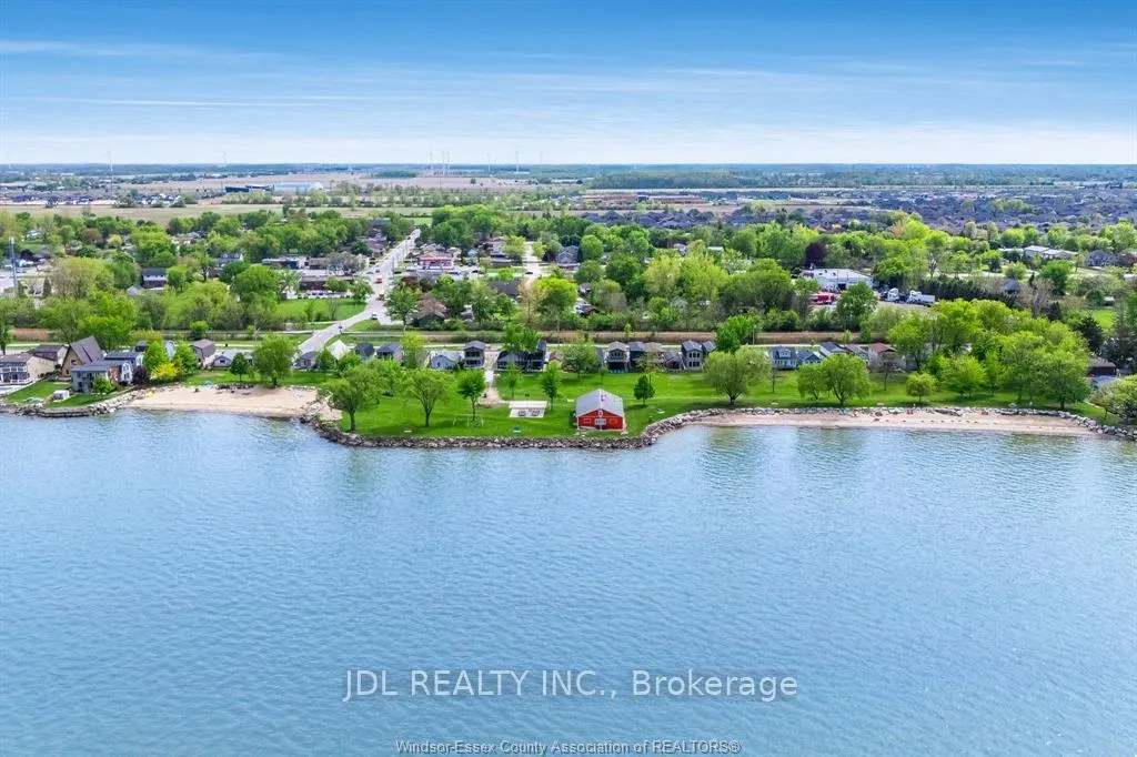 Photo 20 of Unit 48, 1192 Shoreline Avenue, Lakeshore — HOMEH