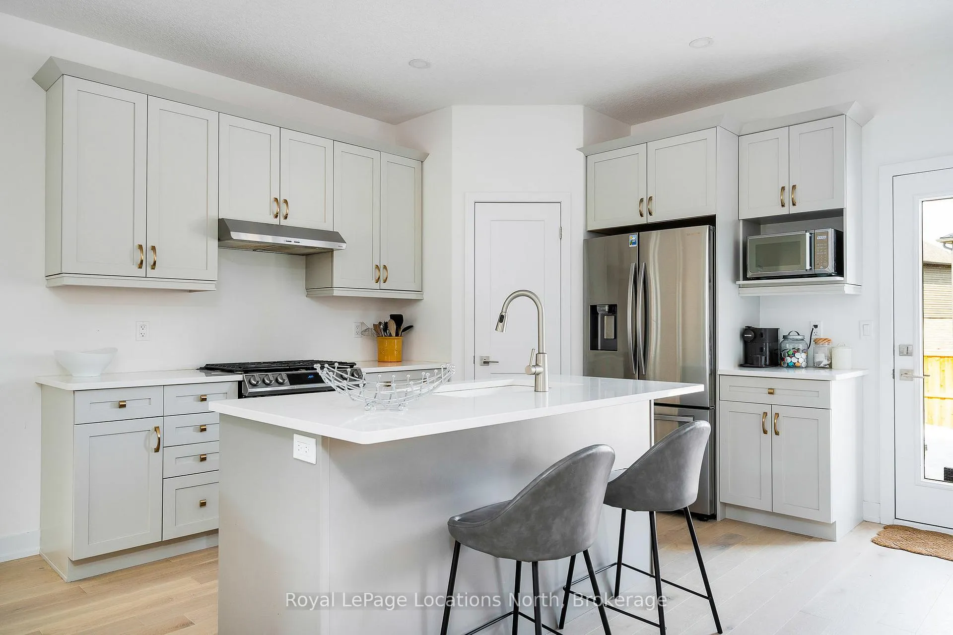 Photo 6 of 64 Maidens Crescent, Collingwood — HOMEH