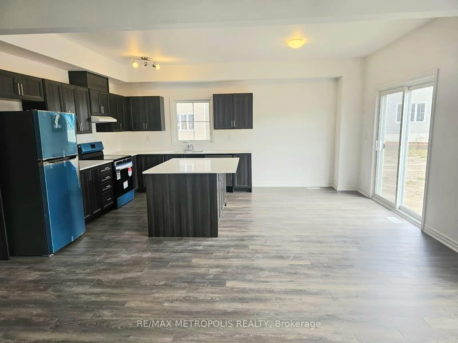 Photo 6 of 18 Bradden Crescent, Belleville, Belleville Ward — HOMEH