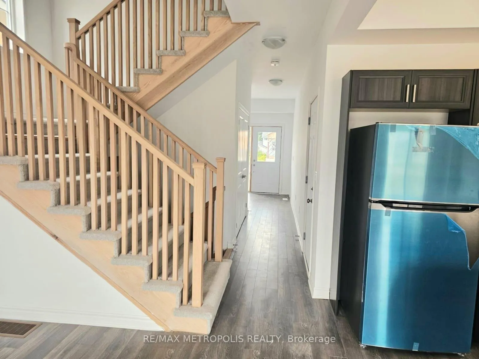 Photo 9 of 18 Bradden Crescent, Belleville, Belleville Ward — HOMEH