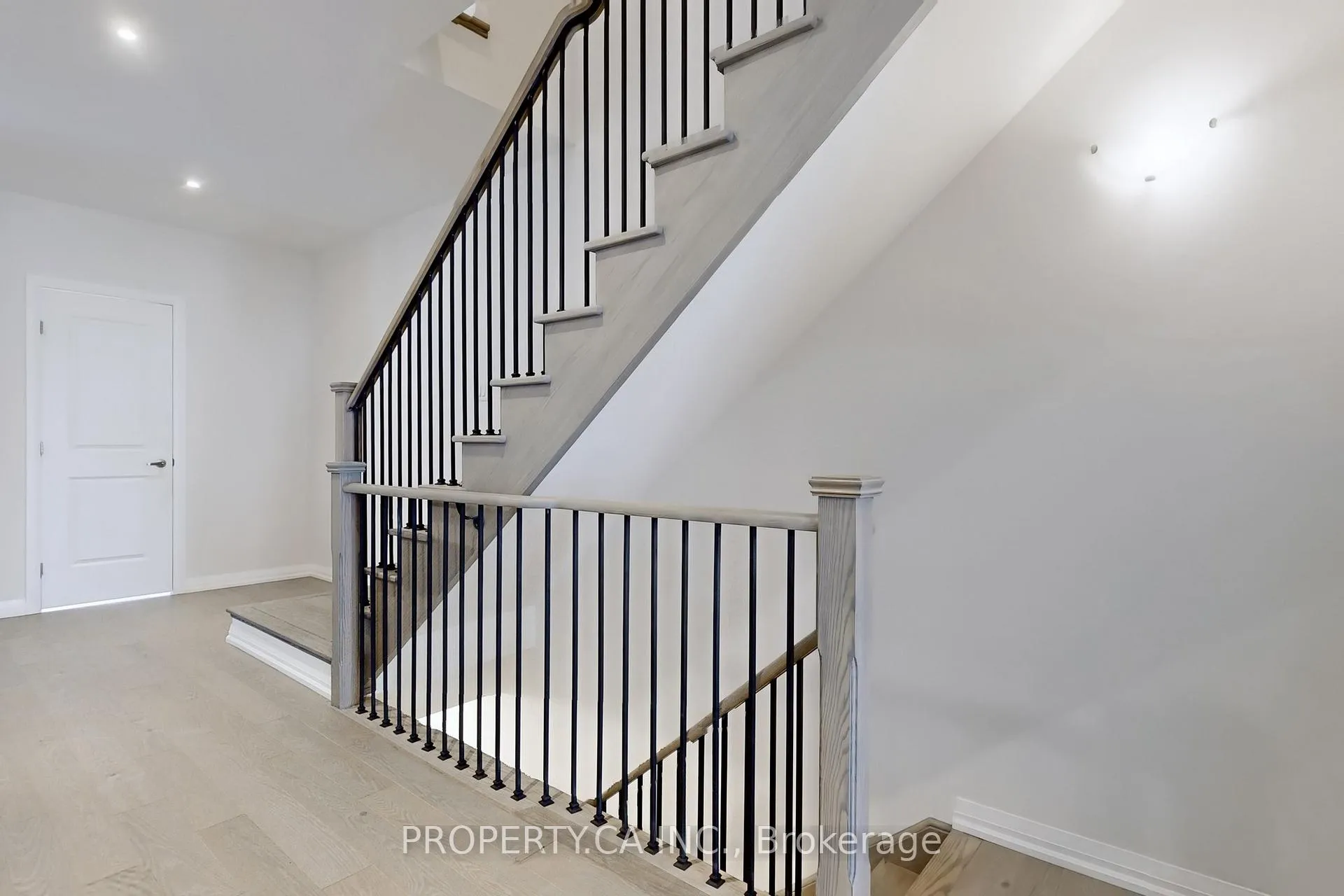 Photo 28 of 65 Gridiron Gate, Vaughan, Vellore Village — HOMEH
