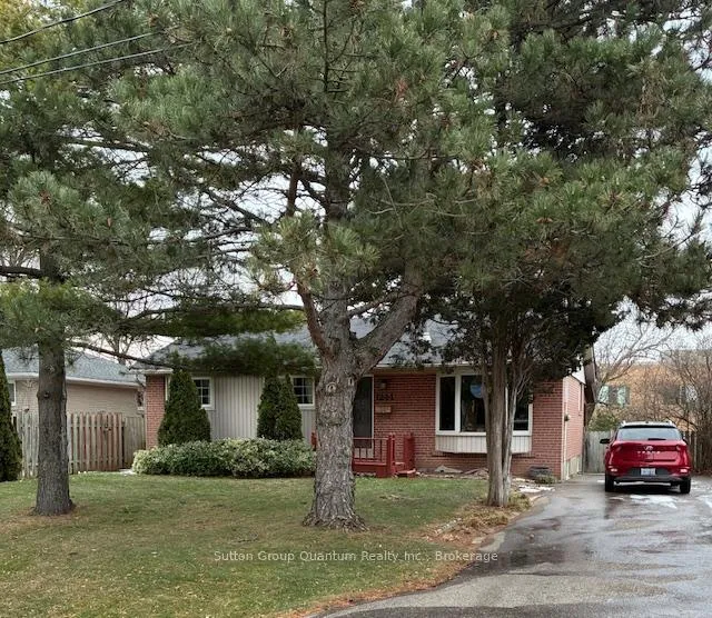 Photo 1 of 1244 Bridge Road, Oakville, West — HOMEH