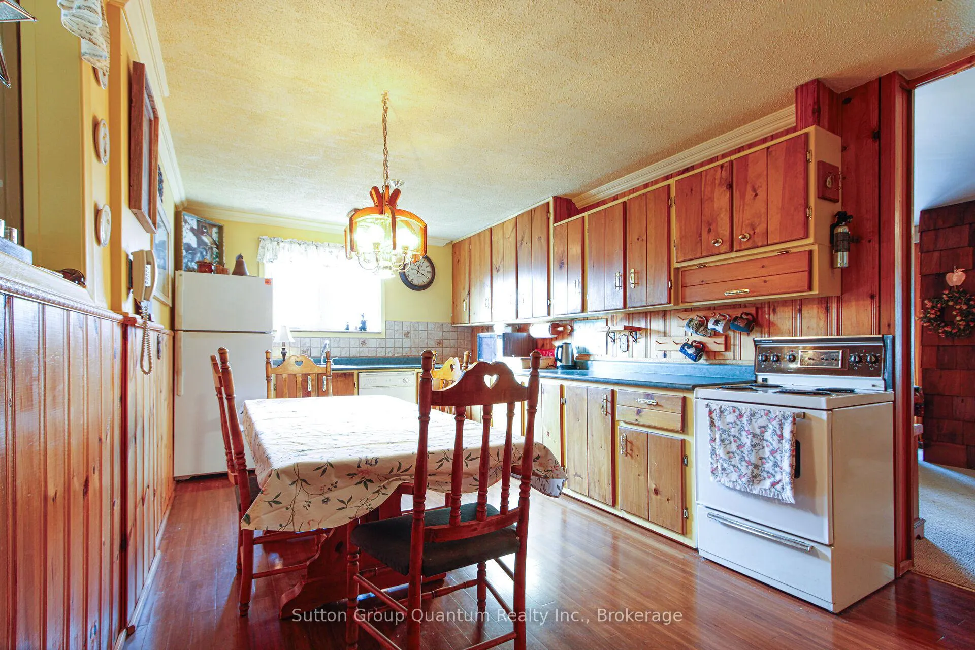 Photo 10 of 1244 Bridge Road, Oakville, West — HOMEH