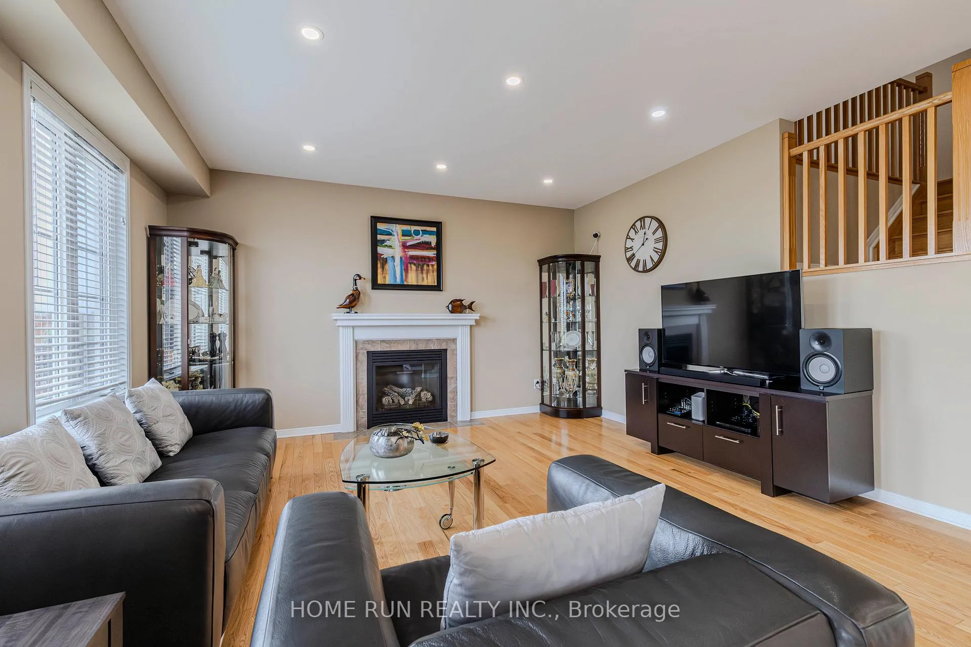 Photo 13 of 828 Kilbirnie Drive, Ottawa, Barrhaven - Stonebridge — HOMEH