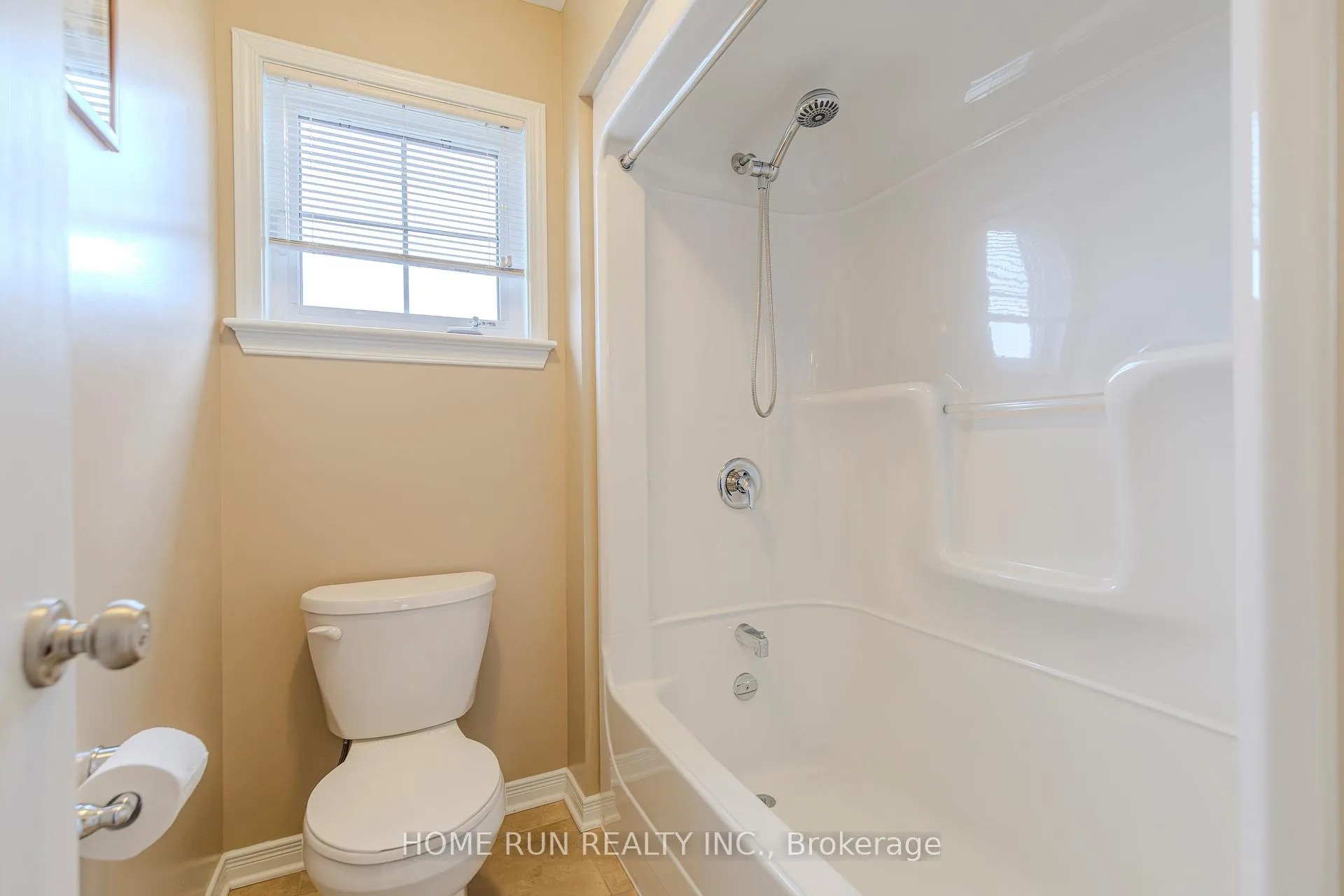 Photo 21 of 828 Kilbirnie Drive, Ottawa, Barrhaven - Stonebridge — HOMEH