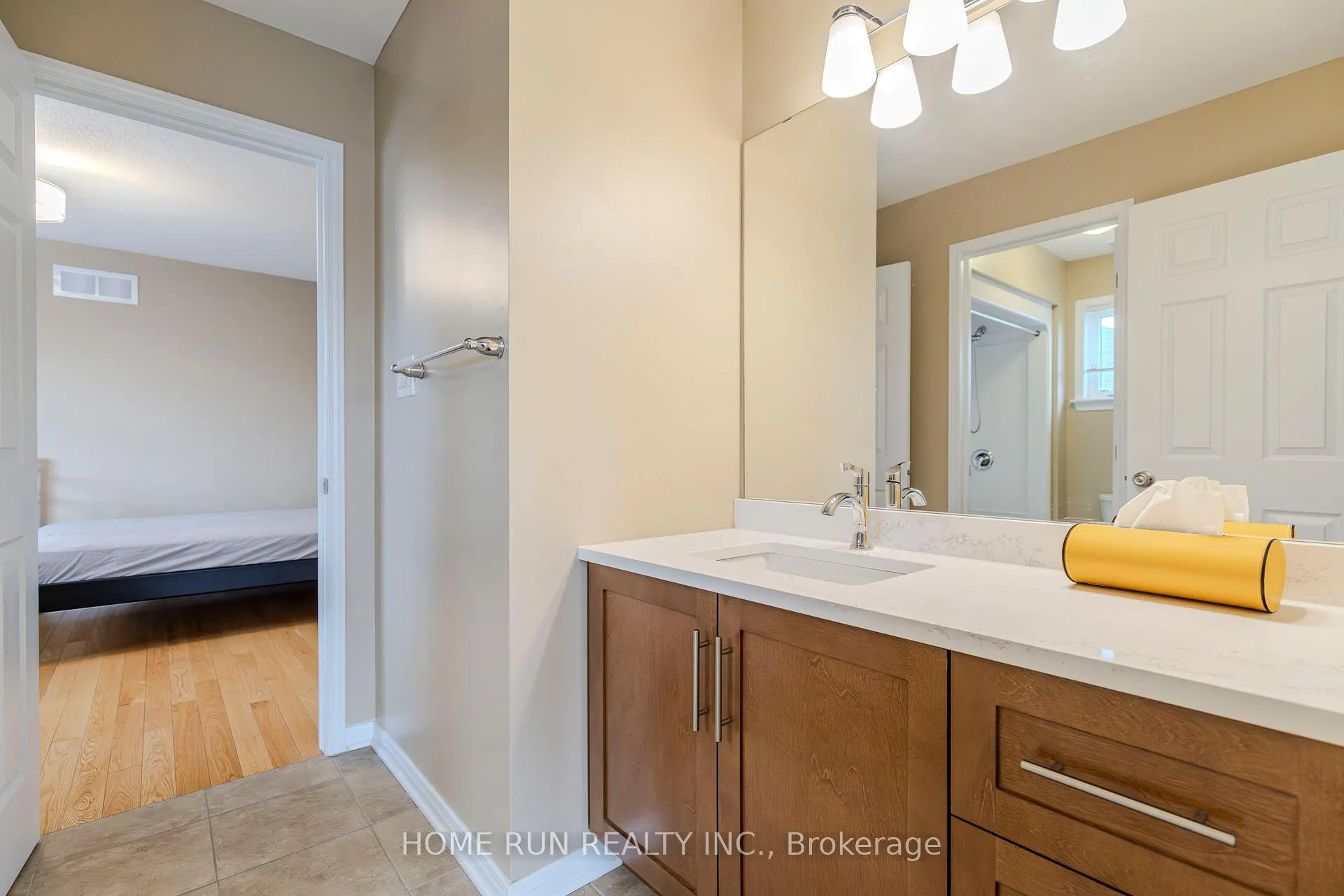 Photo 22 of 828 Kilbirnie Drive, Ottawa, Barrhaven - Stonebridge — HOMEH