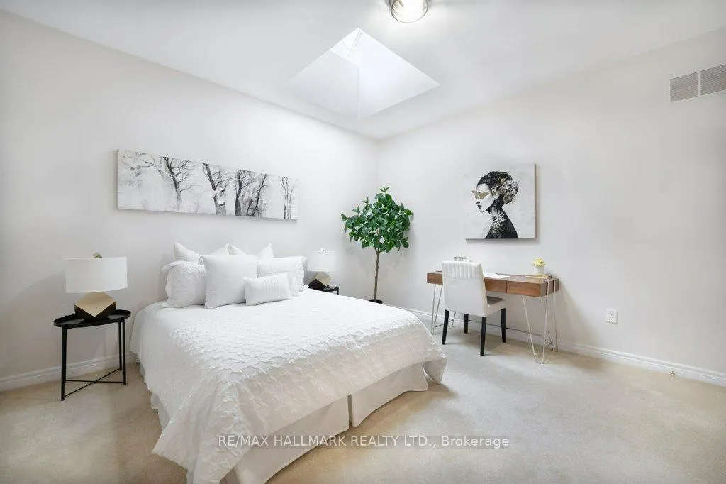 Photo 12 of 24 Harper Hill Road, Markham, Angus Glen — HOMEH