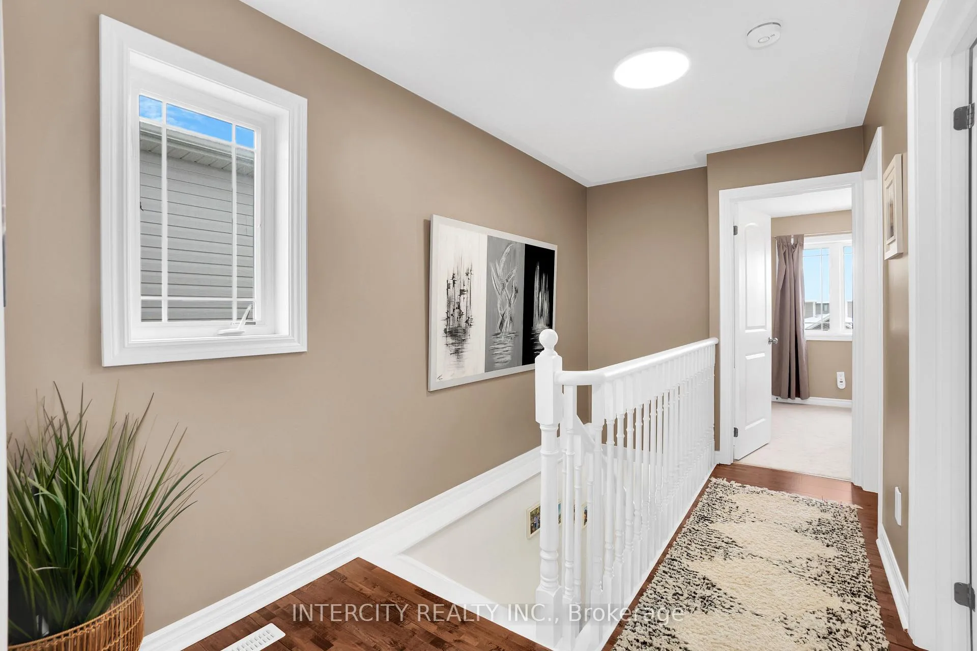 Photo 13 of 177 Banting Crescent, Essa, Angus — HOMEH