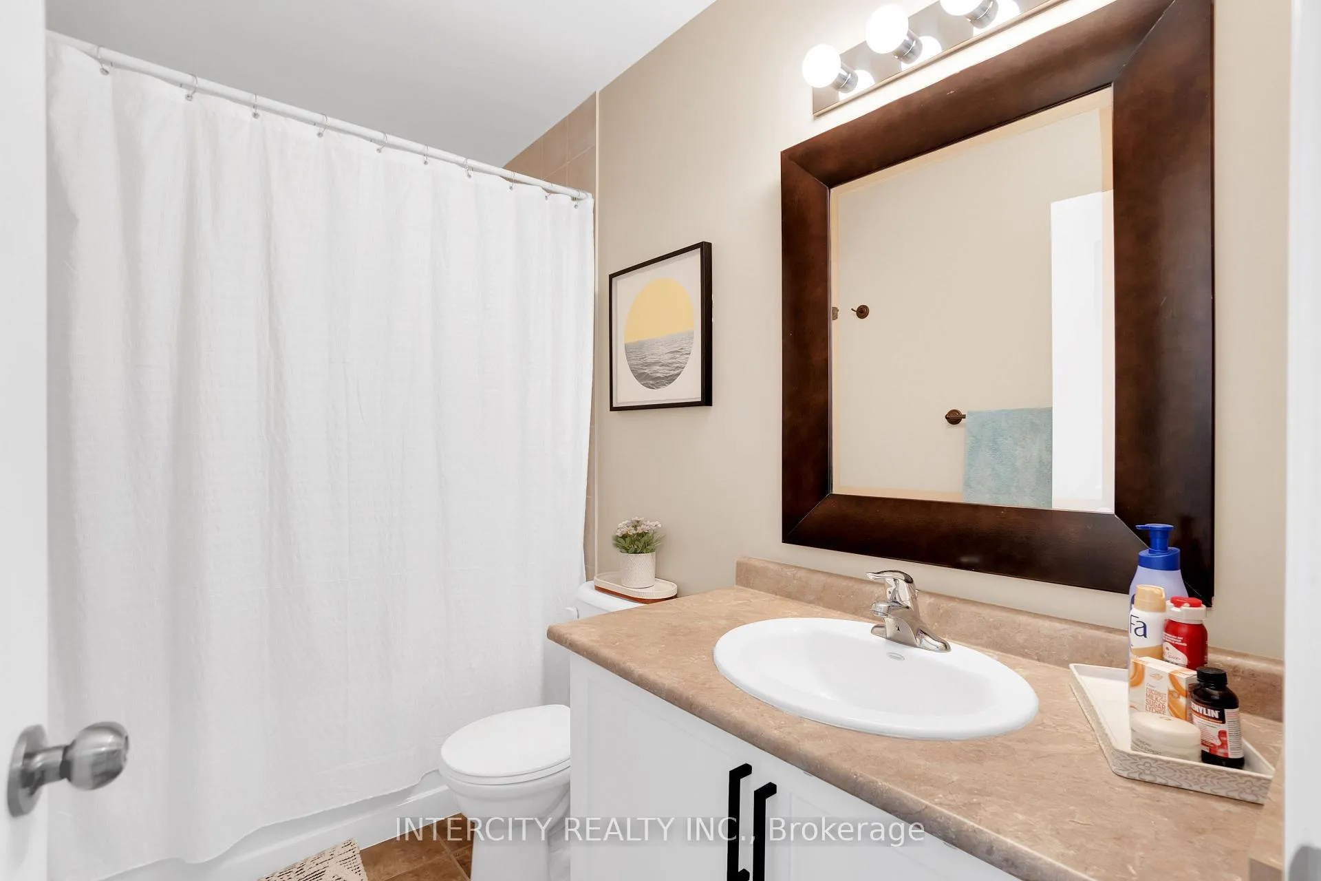 Photo 20 of 177 Banting Crescent, Essa, Angus — HOMEH