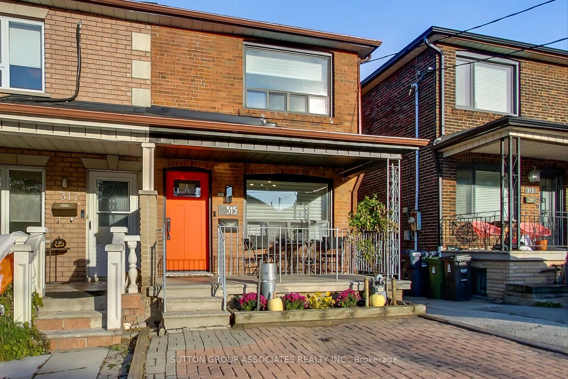 Photo 2 of 315 Atlas Avenue, Toronto, Oakwood Village — HOMEH