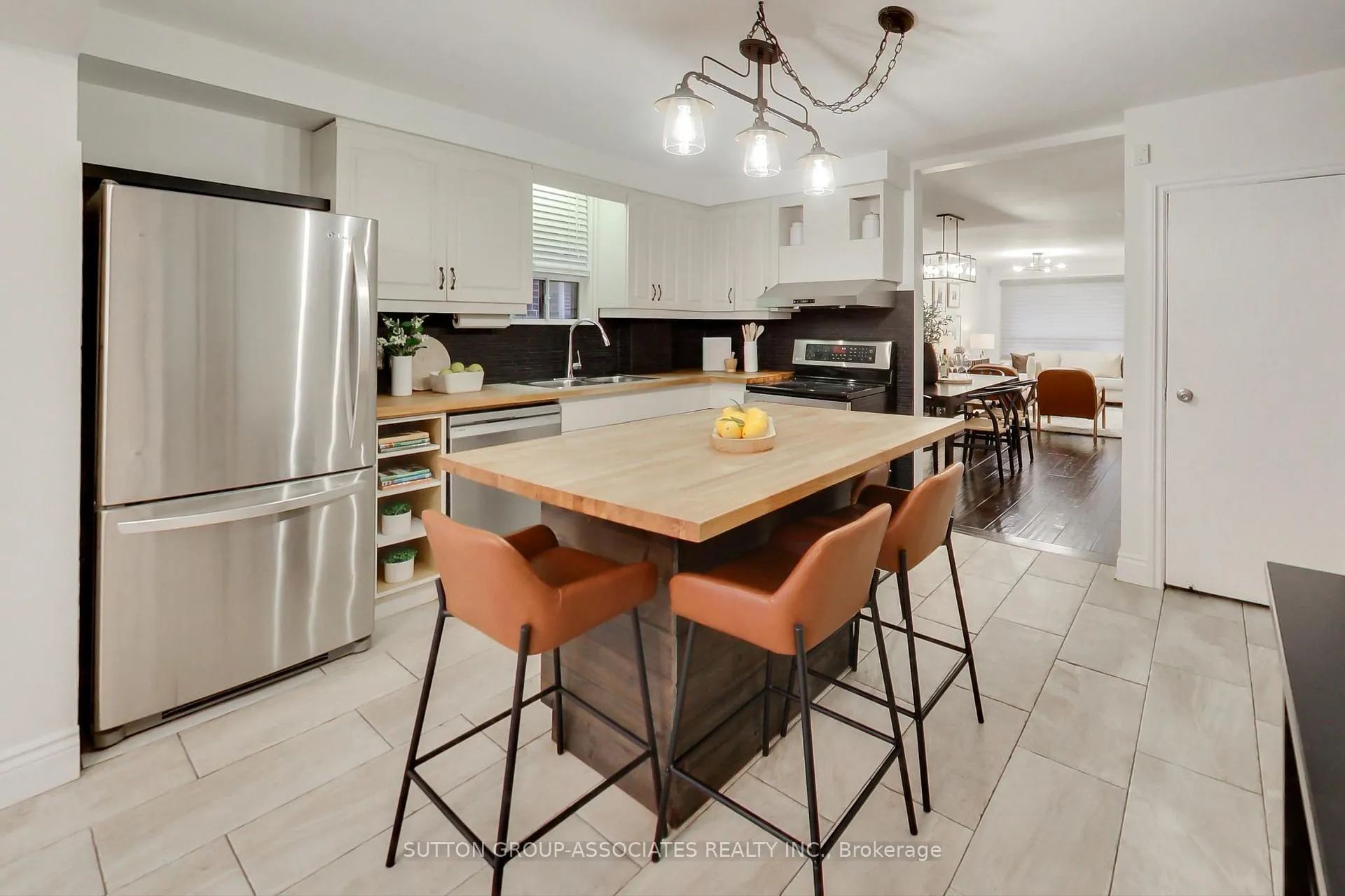 Photo 9 of 315 Atlas Avenue, Toronto, Oakwood Village — HOMEH