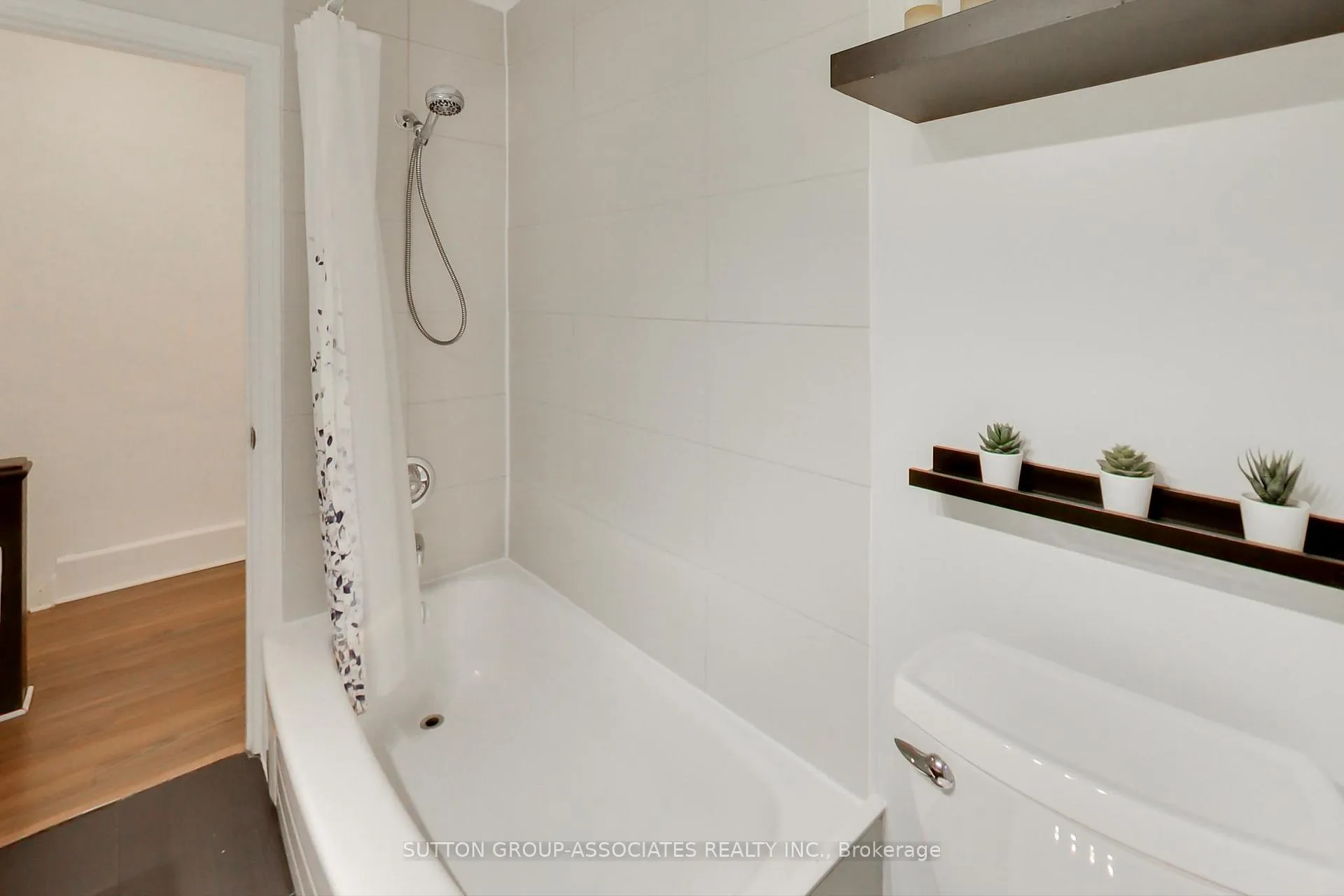 Photo 16 of 315 Atlas Avenue, Toronto, Oakwood Village — HOMEH