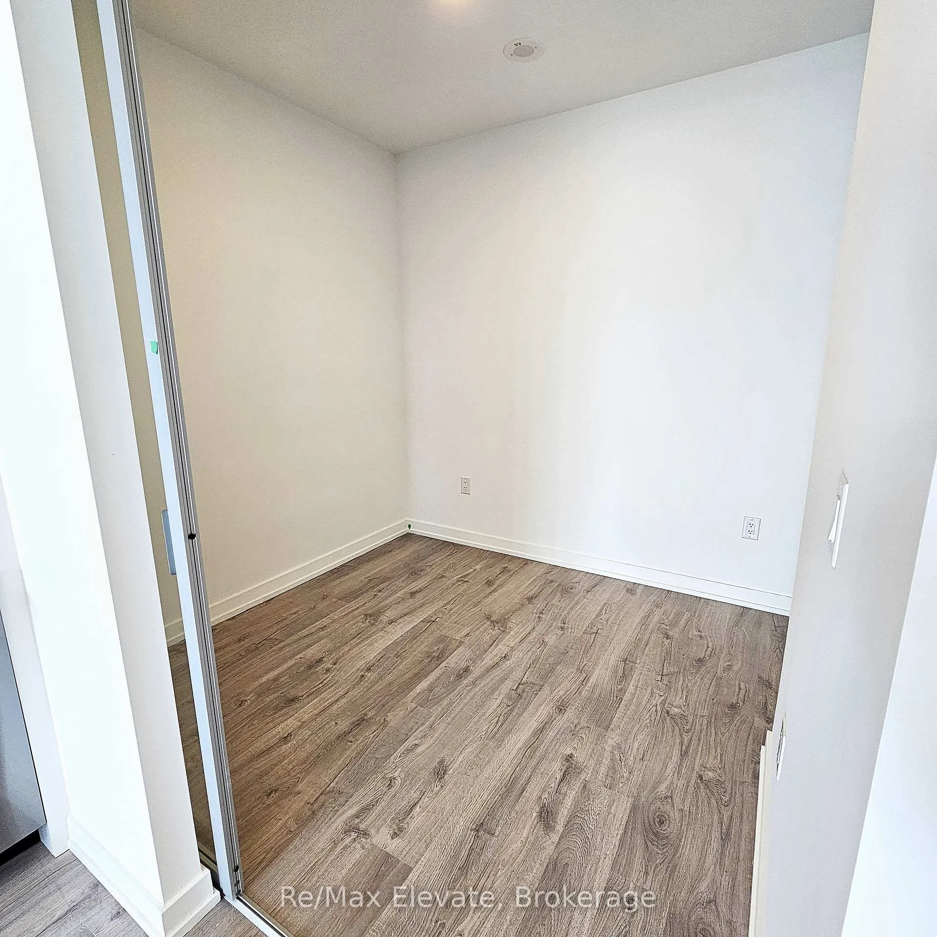 Photo 6 of Unit B808, 9781 Markham Road, Markham, Greensborough — HOMEH