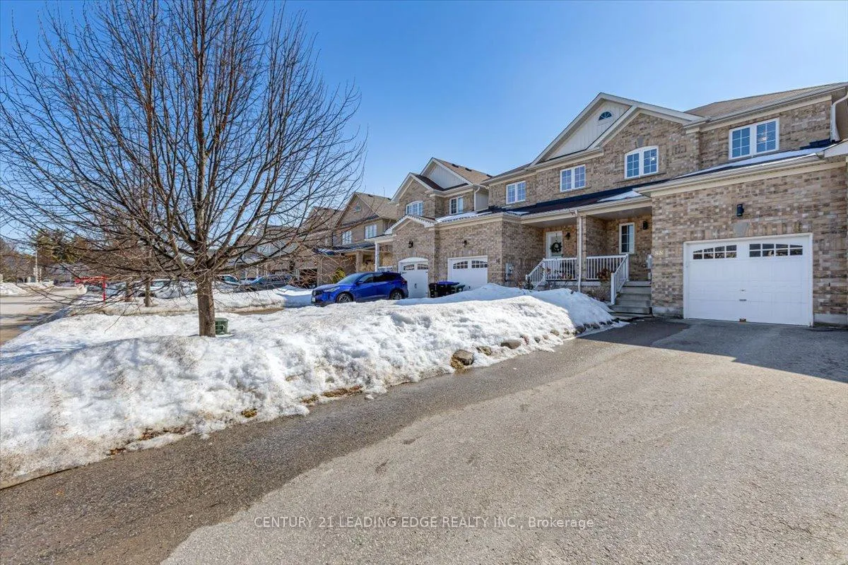 Photo 2 of 88 Stonemount Crescent, Essa, Angus — HOMEH