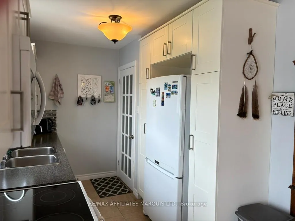 Photo 9 of 1209 Fatima Street S, Cornwall — HOMEH