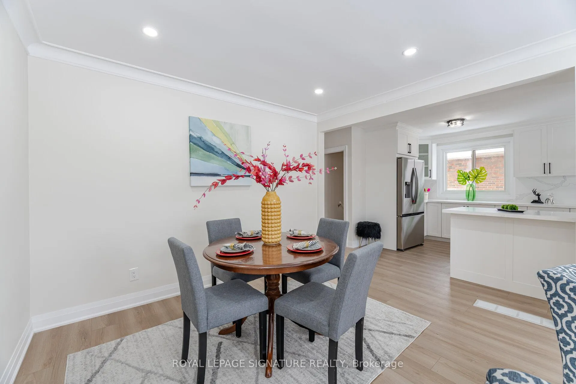 Photo 8 of 600 Gliddon Avenue, Oshawa, Central — HOMEH