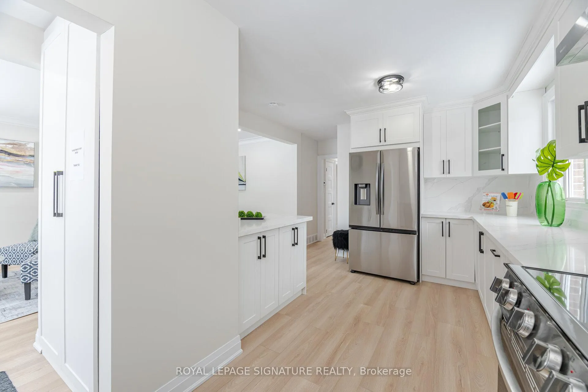 Photo 13 of 600 Gliddon Avenue, Oshawa, Central — HOMEH