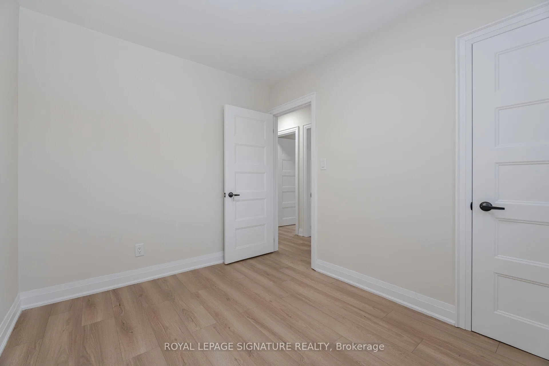 Photo 19 of 600 Gliddon Avenue, Oshawa, Central — HOMEH