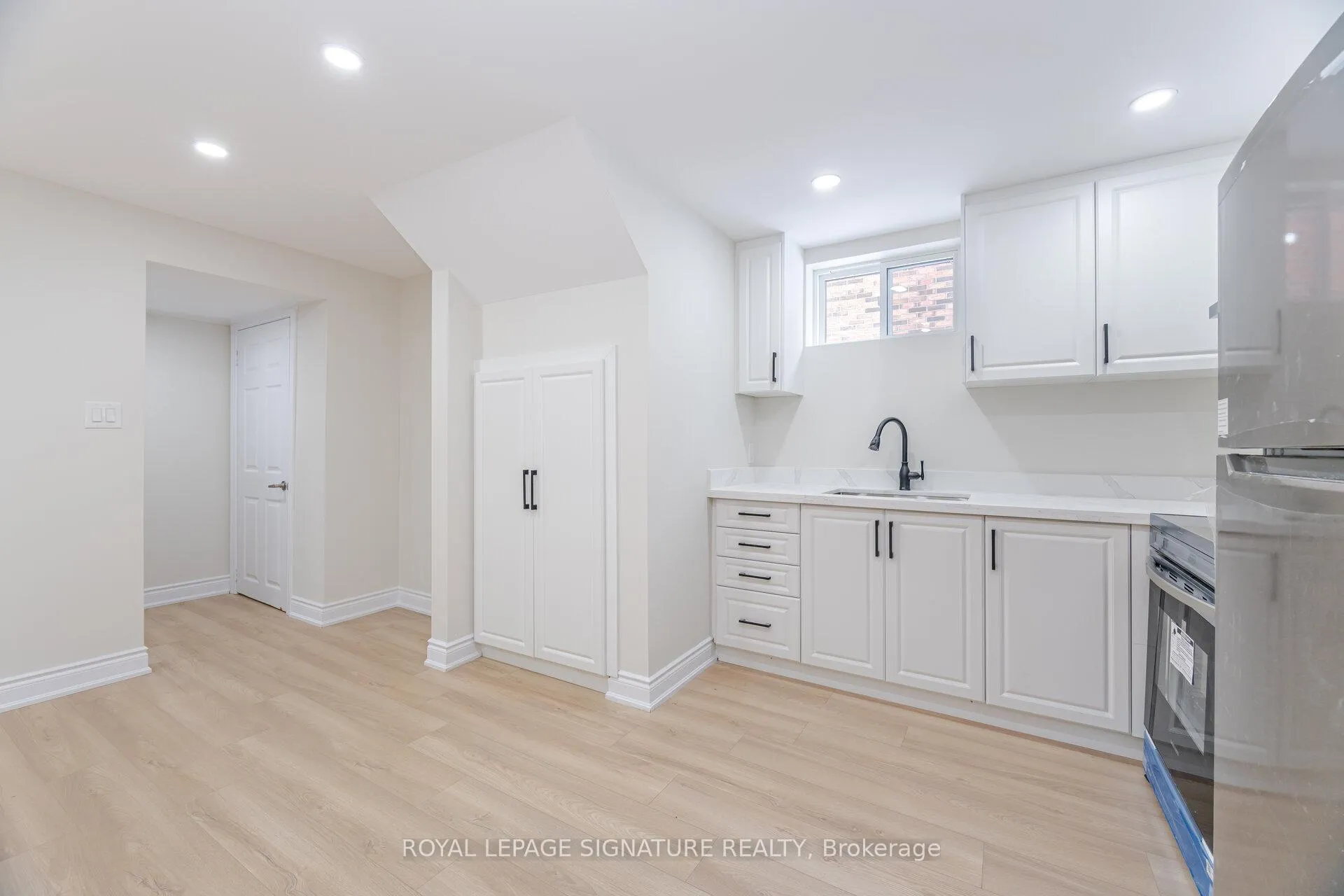 Photo 28 of 600 Gliddon Avenue, Oshawa, Central — HOMEH