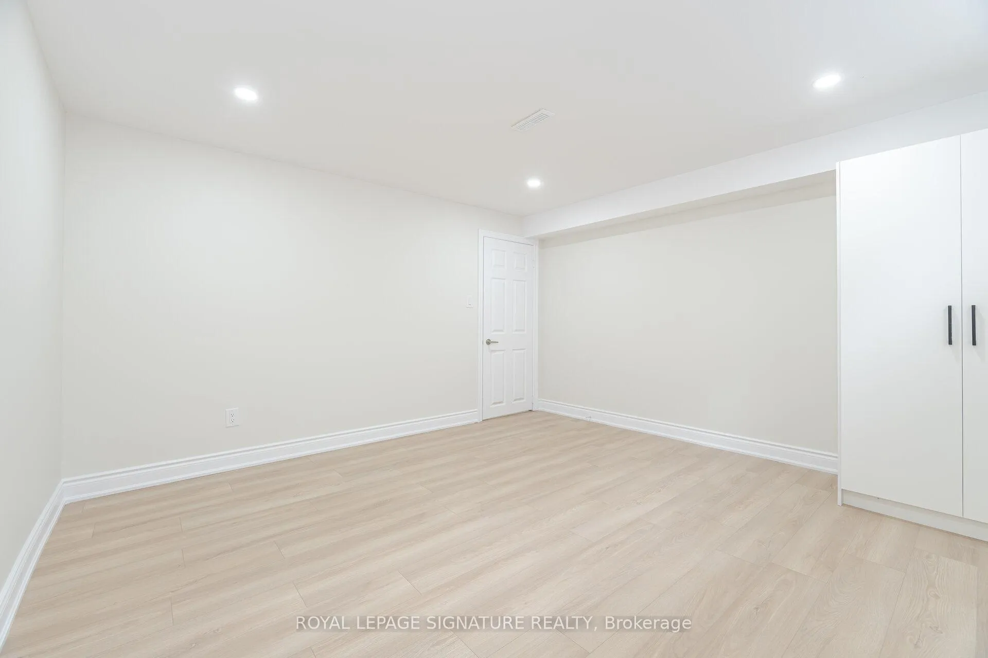 Photo 37 of 600 Gliddon Avenue, Oshawa, Central — HOMEH