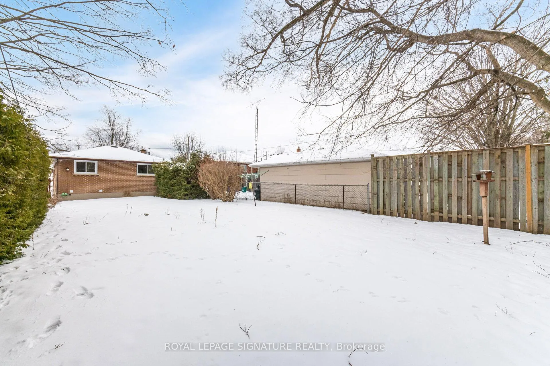Photo 44 of 600 Gliddon Avenue, Oshawa, Central — HOMEH