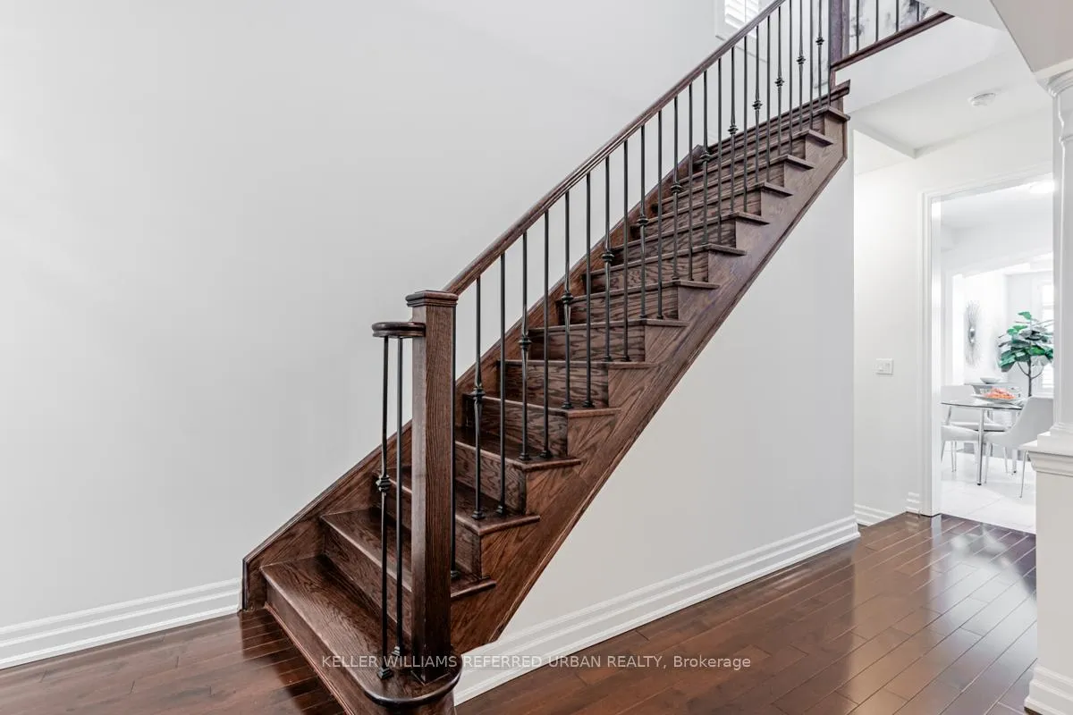 Photo 4 of 56 Robert Berry Crescent, King, King City — HOMEH
