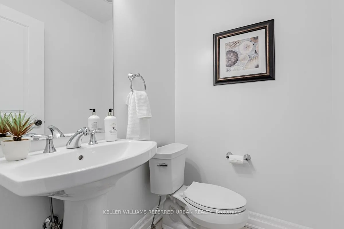 Photo 8 of 56 Robert Berry Crescent, King, King City — HOMEH