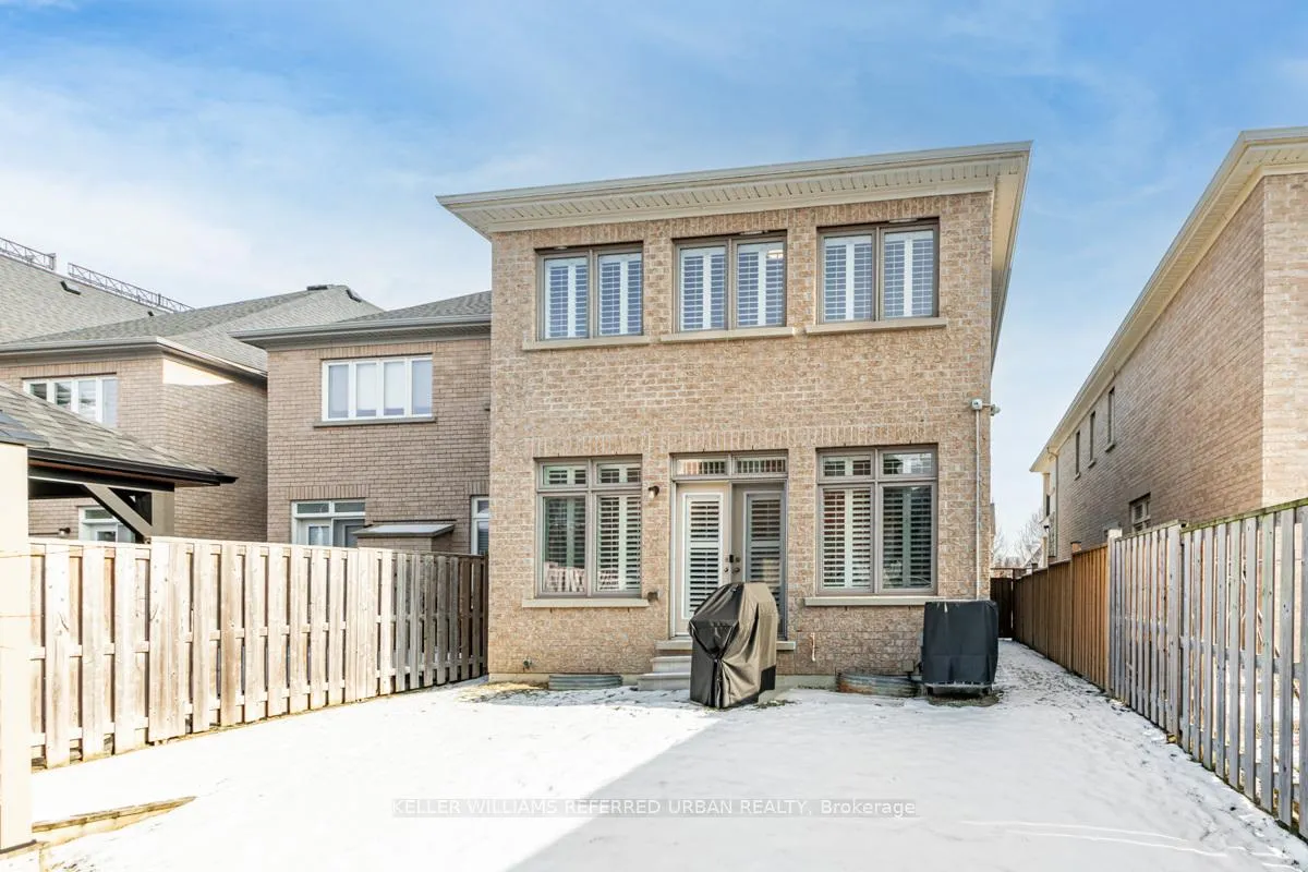 Photo 32 of 56 Robert Berry Crescent, King, King City — HOMEH