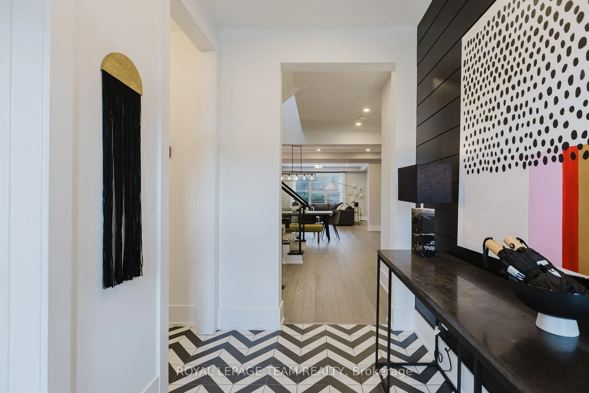 Photo 5 of 151 Tonic Crescent, Ottawa, Kanata - Morgan's Grant/South March — HOMEH
