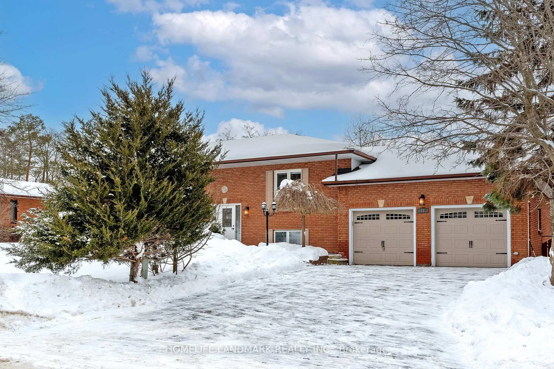 Photo 2 of 15 Pooles Road, Springwater, Midhurst — HOMEH