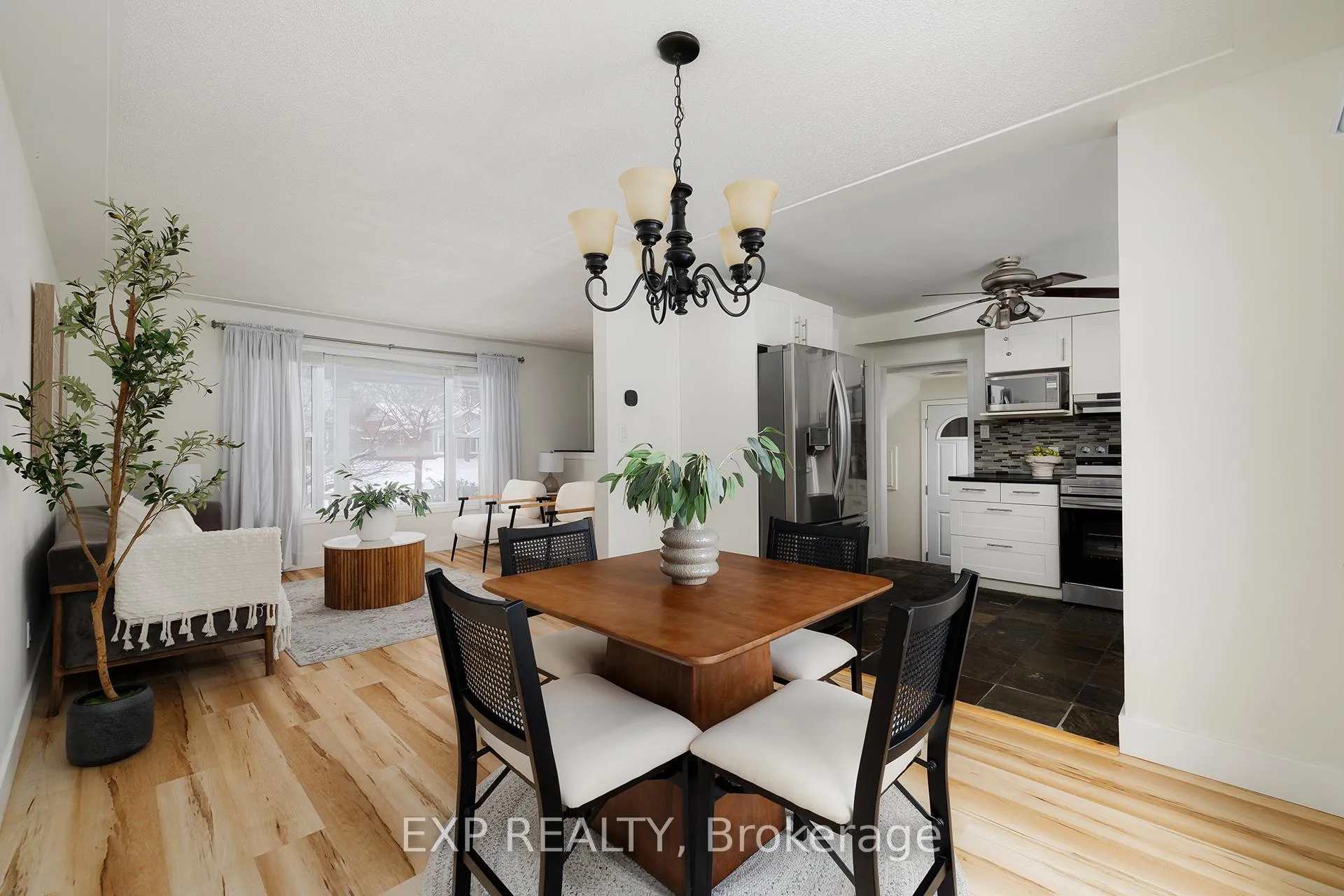 Photo 9 of 23 Dooley Drive, Kitchener — HOMEH