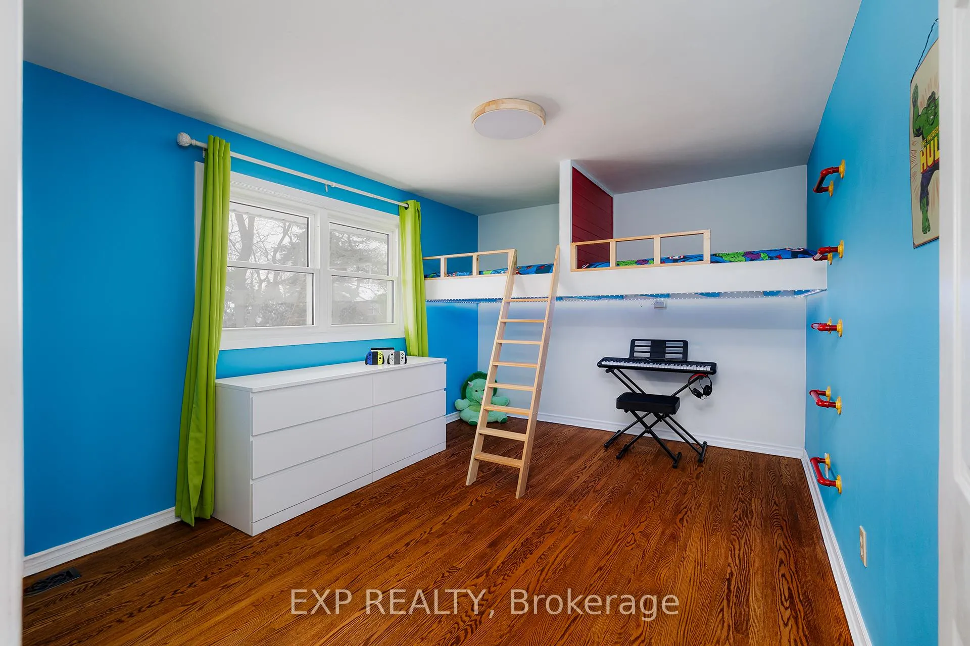 Photo 19 of 23 Dooley Drive, Kitchener — HOMEH