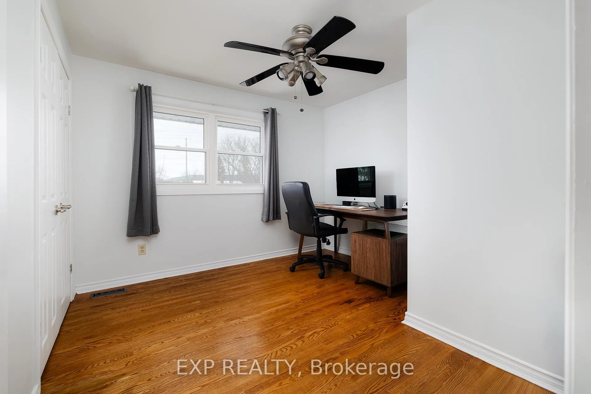 Photo 22 of 23 Dooley Drive, Kitchener — HOMEH