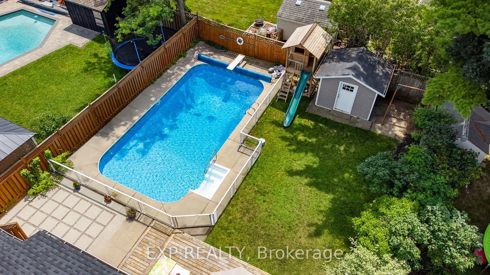 Photo 28 of 23 Dooley Drive, Kitchener — HOMEH
