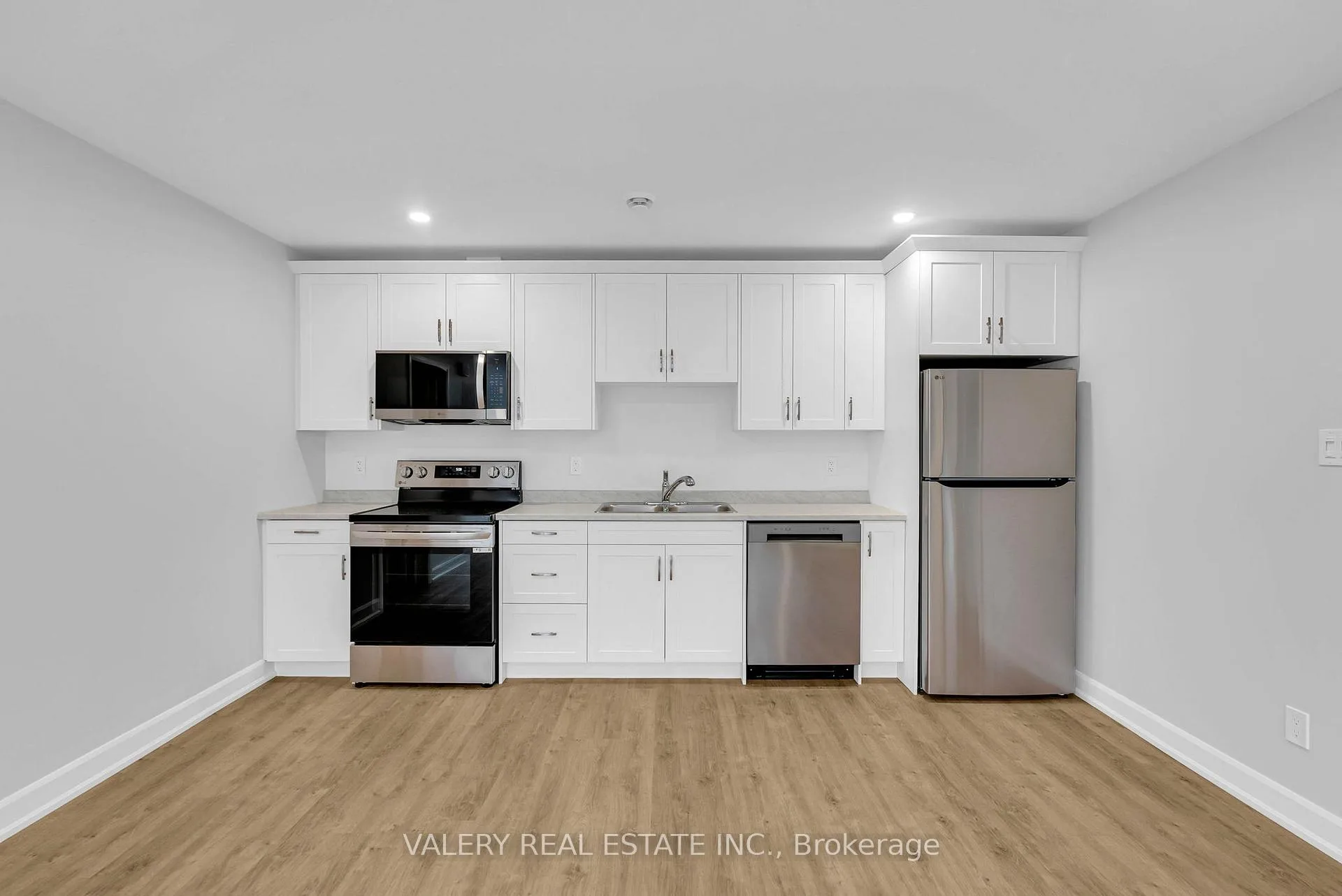 Photo 8 of Unit 8B, 600 Second Street E, Cornwall — HOMEH