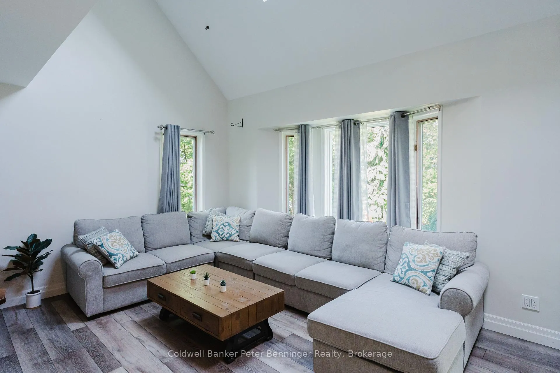 Photo 3 of 64 Boiler Beach Road, Huron-Kinloss — HOMEH