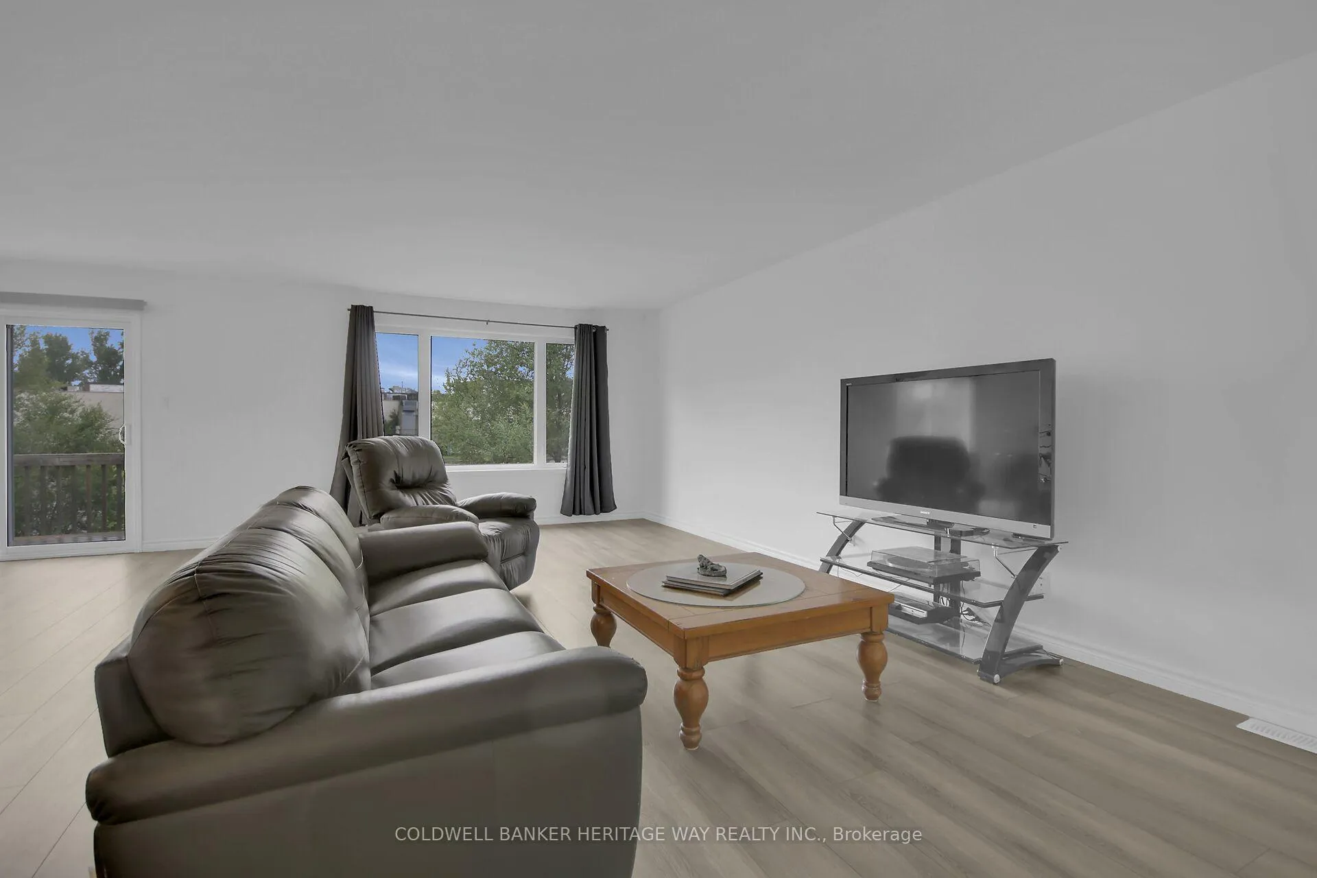 Photo 24 of 92 Frank Street, Carleton Place — HOMEH