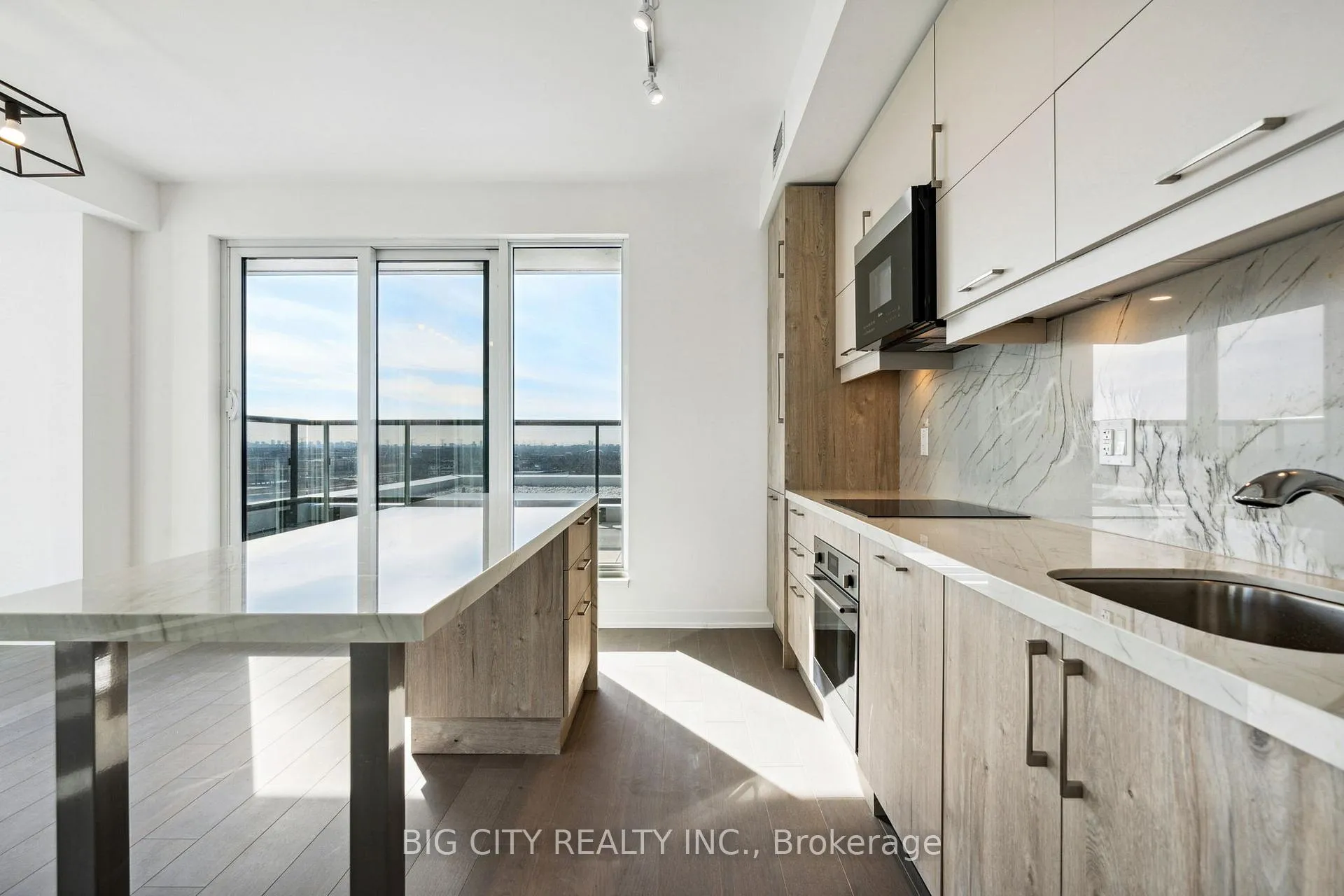 Photo 2 of Unit 1506, 8119 Birchmount Road, Markham, Unionville — HOMEH